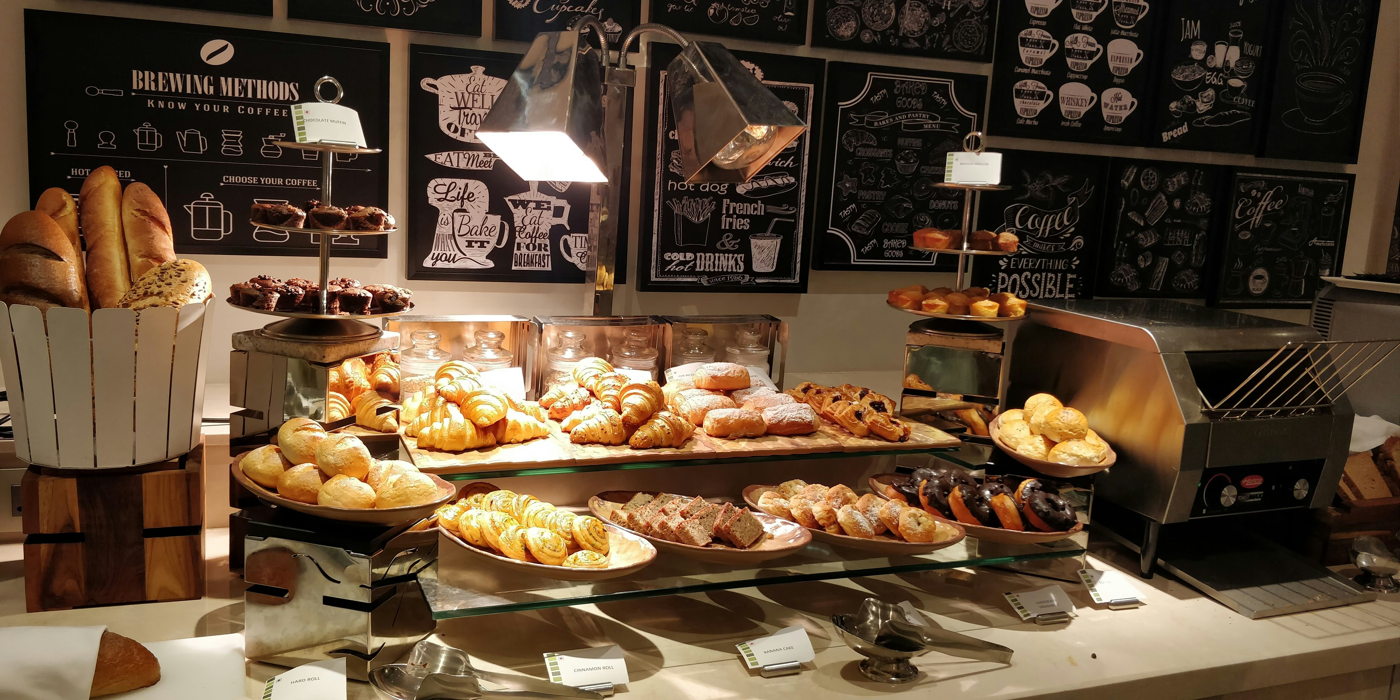 The Newsvendor Problem, Explained with a Coffee Shop